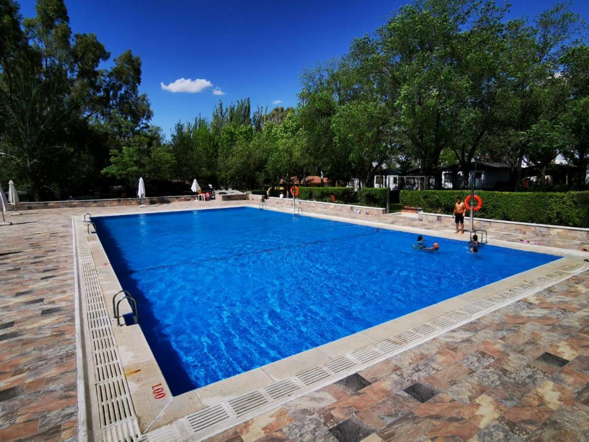 Bungalows Alpha Getafe Exterior photo